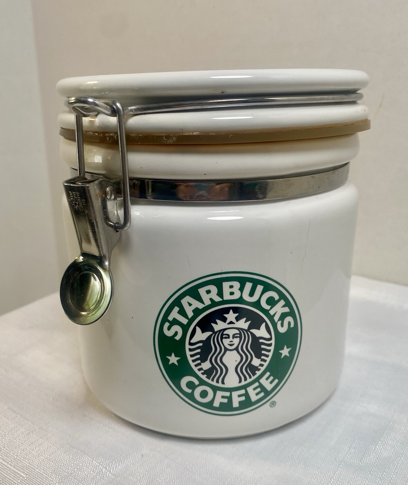 Starbucks Coffee Canister BEE HOUSE Japan VTG 6” Locking Lid w seal Starbucks Coffee Canister BEE HOUSE Japan VTG 6” Locking Lid w seal