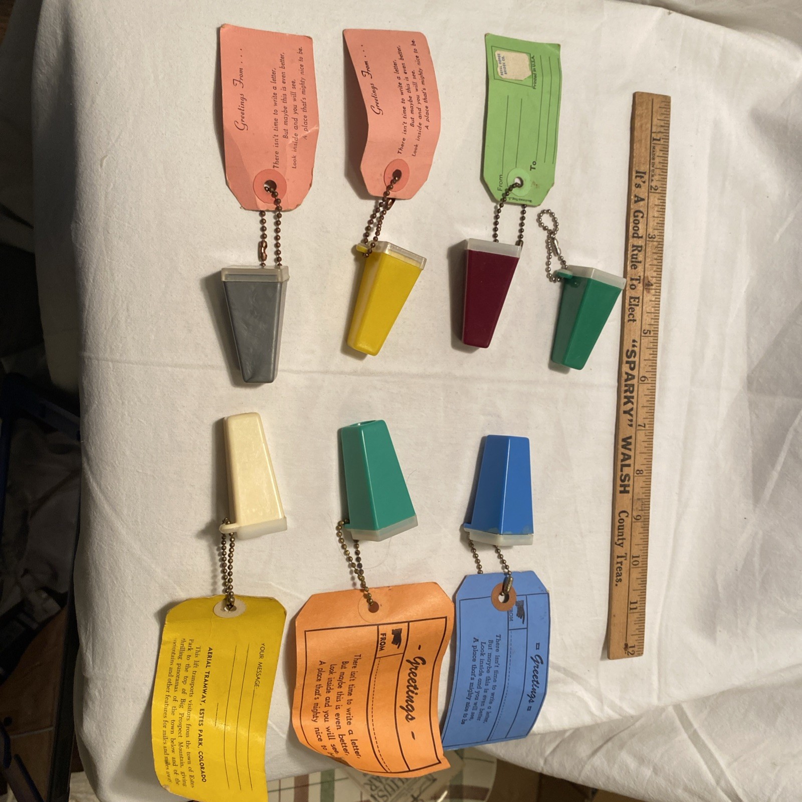 7 Vintage Key Chain Photo Viewers 1950’s Estes Park Royal Gorge Crater Lake 7 Vintage Key Chain Photo Viewers 1950’s Estes Park Royal Gorge Crater Lake