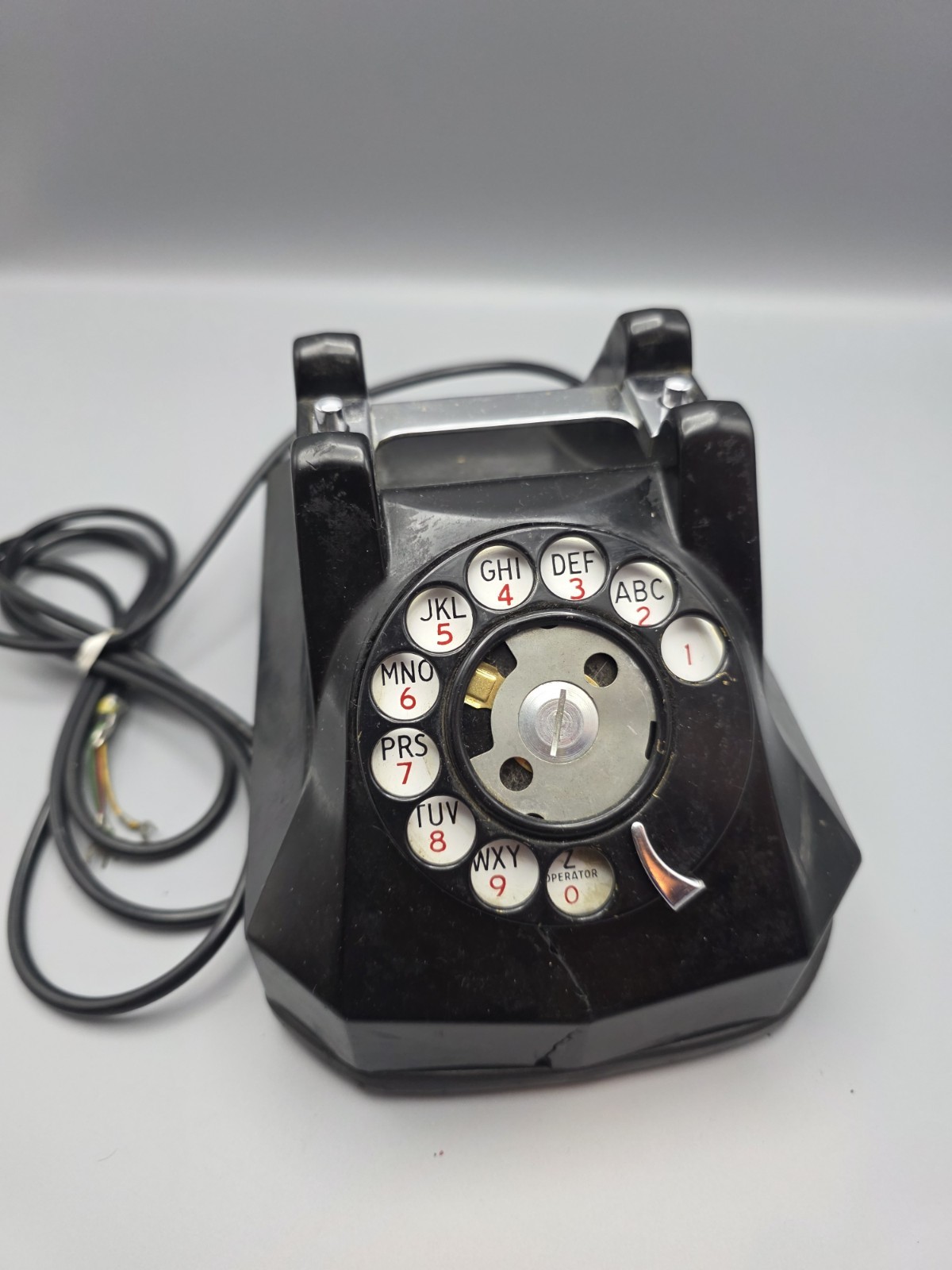 Vintage 1940s Automatic Electric Model 40 Bakelite Rotary Telephone - Parts Only Vintage 1940s Automatic Electric Model 40 Bakelite Rotary Telephone - Parts Only
