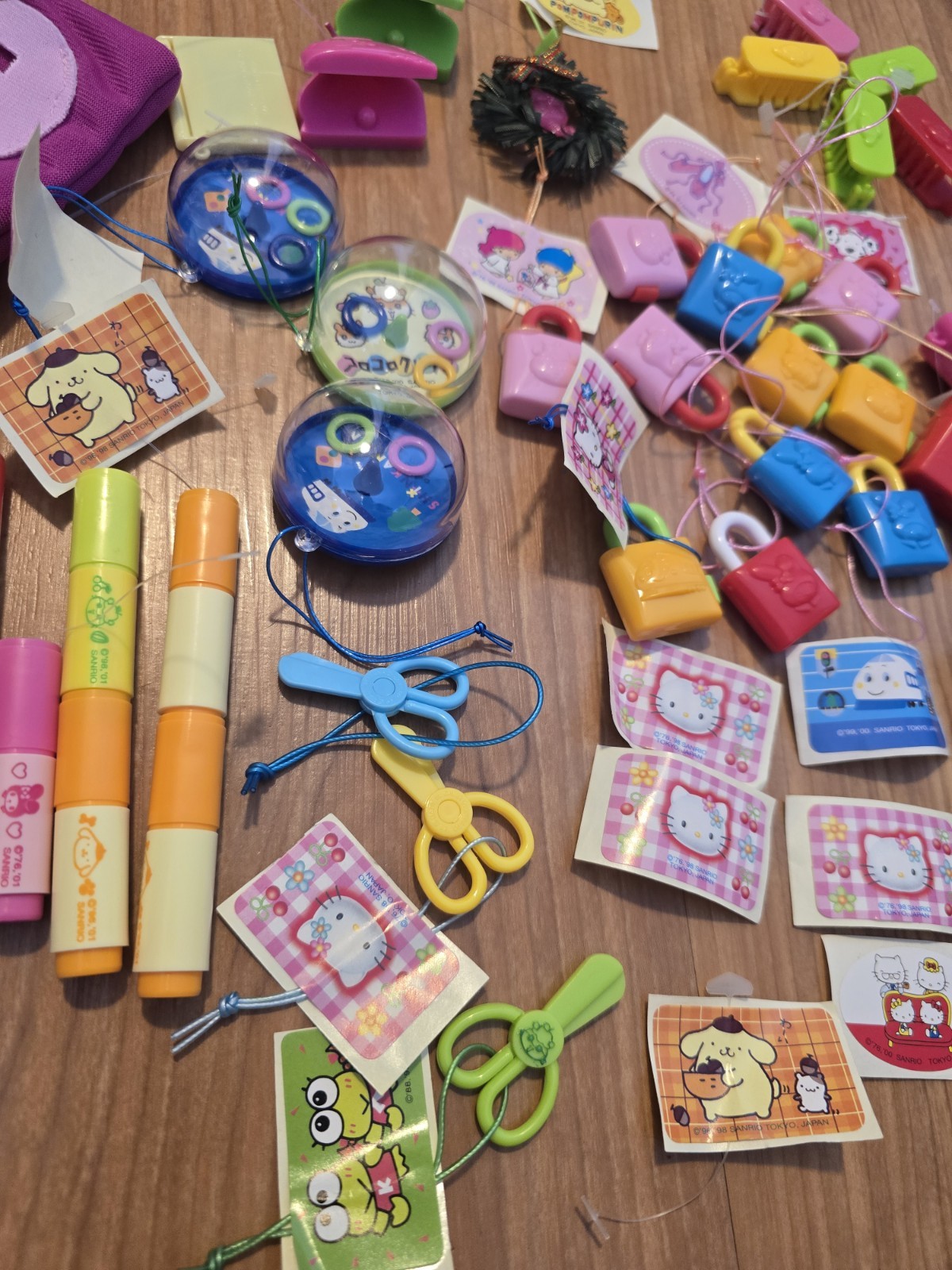 vintage hello kitty and friends sanrio Plastic Toys Accessories ~send offers~