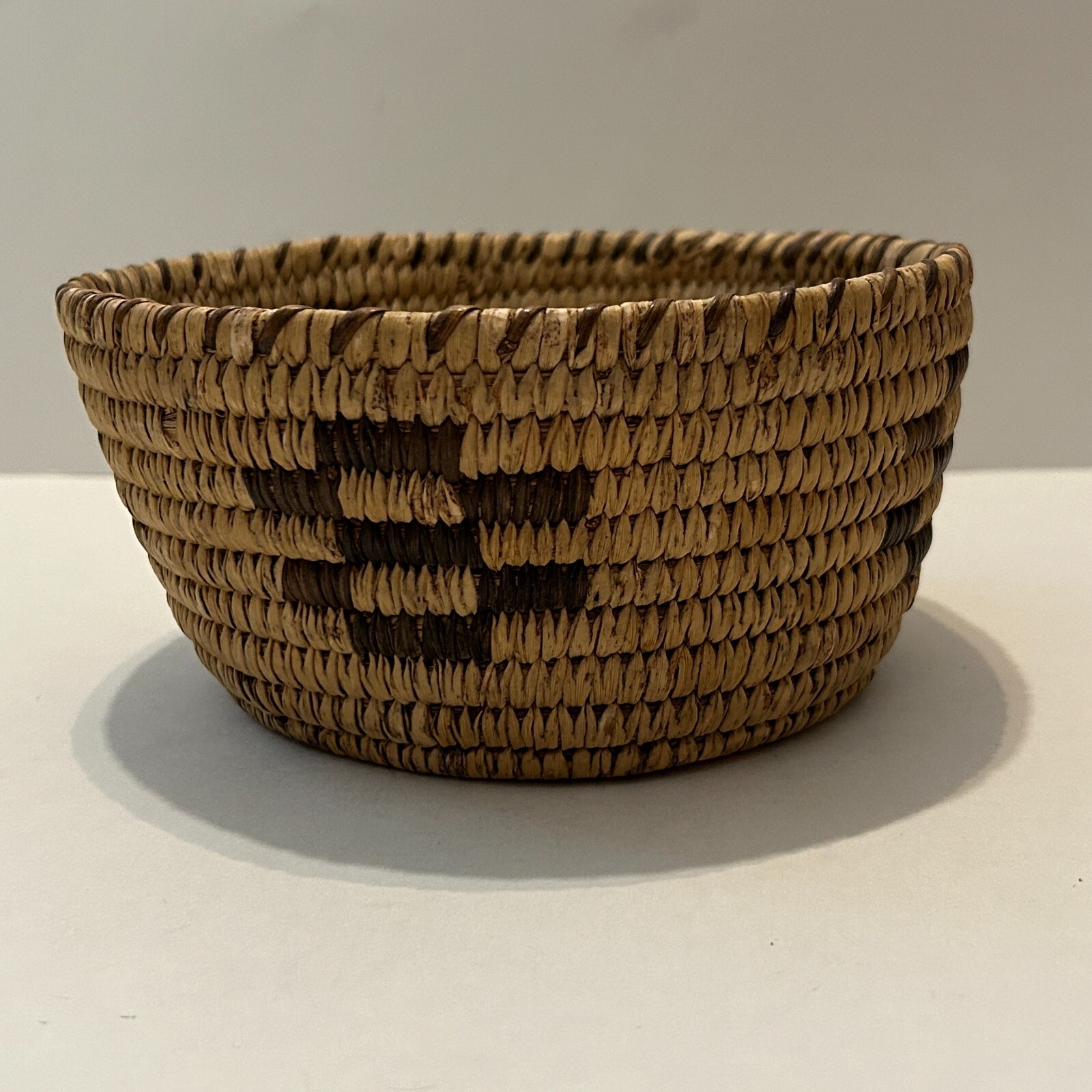 Vintage Handmade Native American Basket Pima Small 6" diameter Vintage Handmade Native American Basket Pima Small 6" diameter