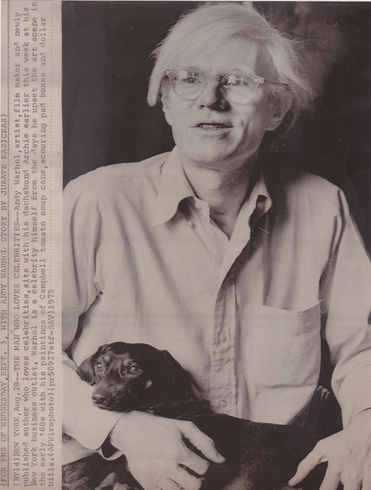 ANDY WARHOL Cuddling His Dachshund * VINTAGE CLASSIC 1975 press photo