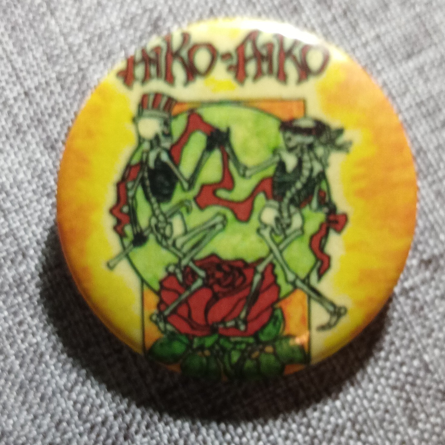 Vintage Grateful Dead pinback button. "Aiko Aiko" measures 1-1/4" in Diameter. Vintage Grateful Dead pinback button. "Aiko Aiko" measures 1-1/4" in Diameter.
