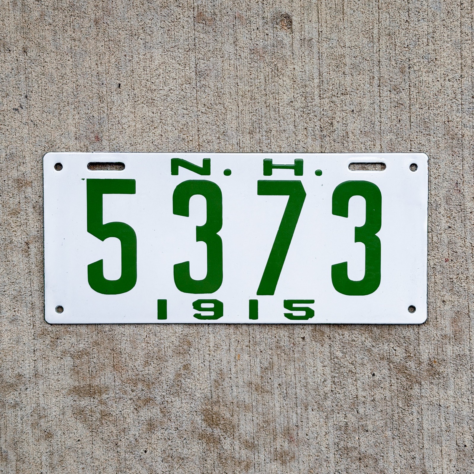 1915 New Hampshire Porcelain License Plate Vintage Auto Tag High Quality 5373 1915 New Hampshire Porcelain License Plate Vintage Auto Tag High Quality 5373