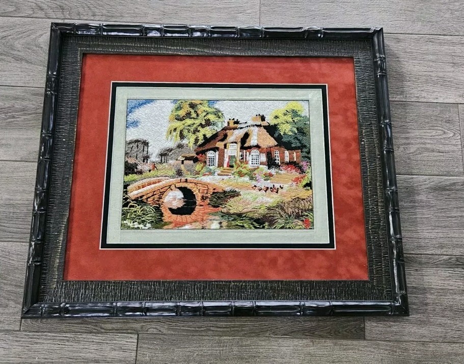Amazing Vintage Framed Asian Silk Embroidery Silk String Art Landscape Signed Amazing Vintage Framed Asian Silk Embroidery Silk String Art Landscape Signed