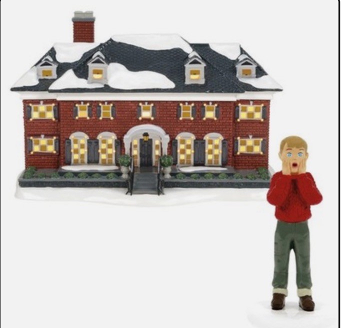 Dept 56 HOME ALONE SET/2 THE MCCALLISTER HOME & I MADE MY FAMILY Snow Village Dept 56 HOME ALONE SET/2 THE MCCALLISTER HOME & I MADE MY FAMILY Snow Village