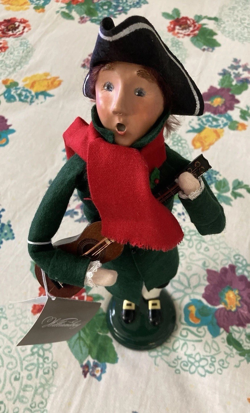 Byers Choice Figurine 13" Caroler Man With Guitar 2011