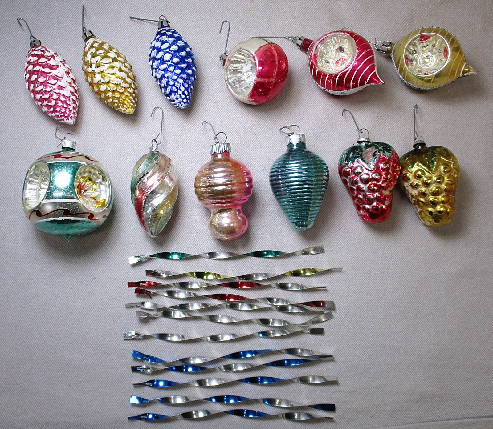 12 Vtg Glass Ornaments-Indents Pinecones Fruit + Icicles Poland Japan Germany US 12 Vtg Glass Ornaments-Indents Pinecones Fruit + Icicles Poland Japan Germany US