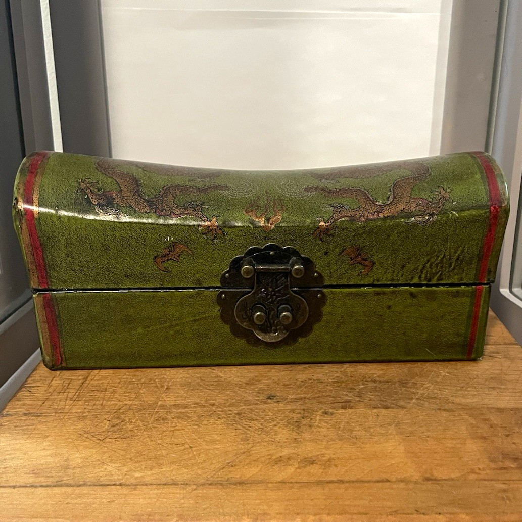Vintage Chinese Green Leather-Clad Wooden Pillow Box with Dragon Motif Vintage Chinese Green Leather-Clad Wooden Pillow Box with Dragon Motif