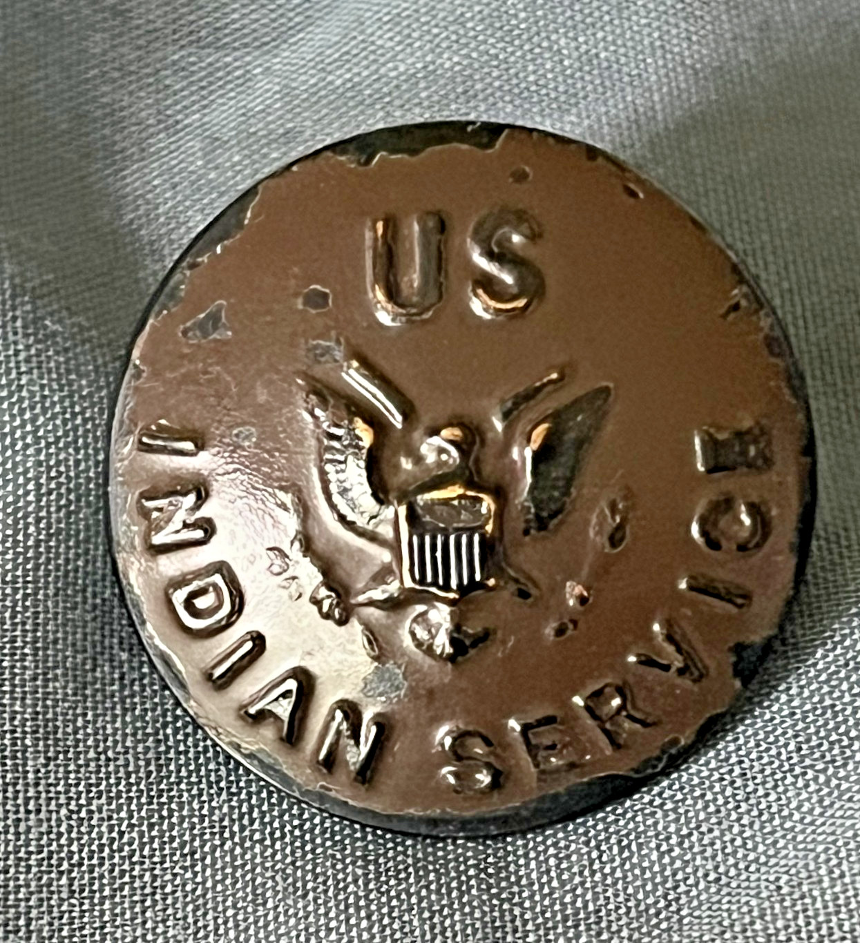 US Indian Service Button 2-Piece Waterbury CT Original With Paint US Indian Service Button 2-Piece Waterbury CT Original With Paint