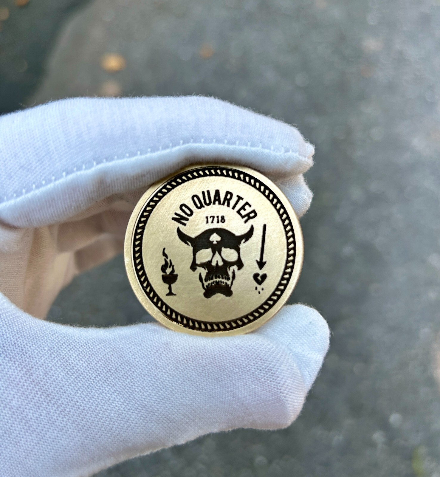 Blackbeard’s Flag EDC Coin | Solid Brass 40mm Challenge Token | Jolly Roger Blackbeard’s Flag EDC Coin | Solid Brass 40mm Challenge Token | Jolly Roger