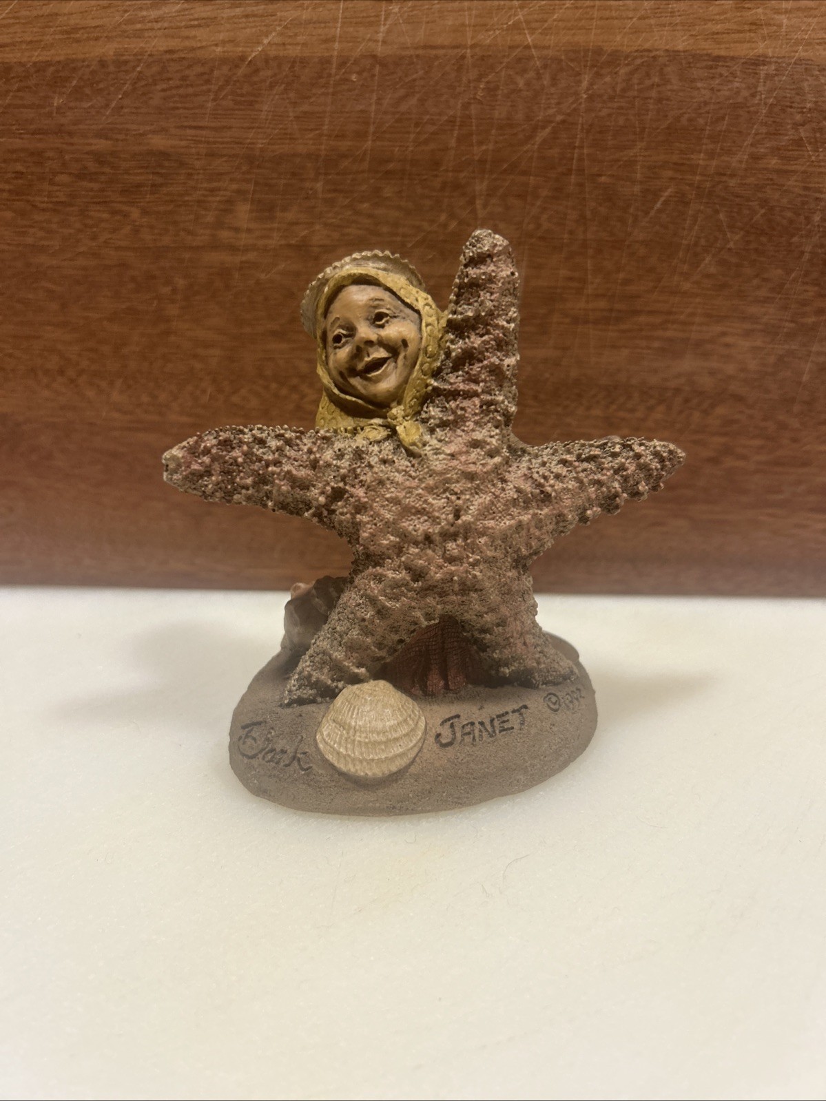 Vtg Tom Clark Cairn Gnome #70 "Janet" Starfish Ocean Beach Figurine Statue