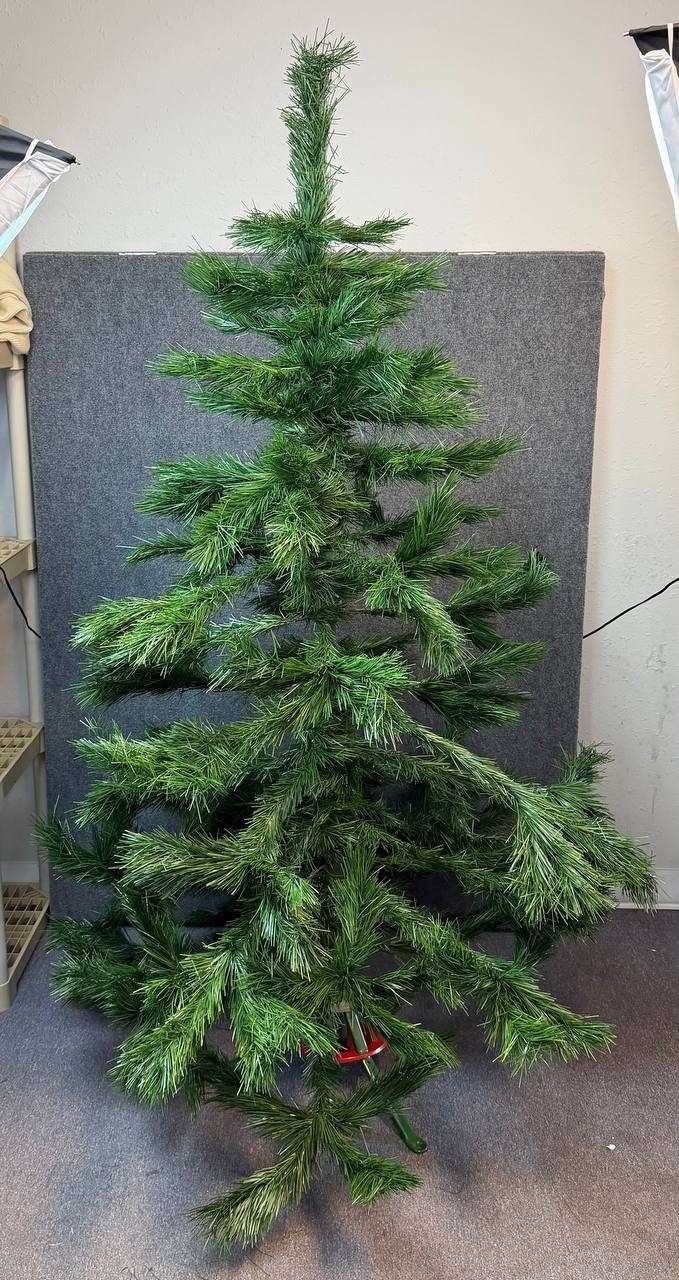 Vintage Artificial Christmas Tree Wood Trunk Metal Stand Pre-Owned Vintage Artificial Christmas Tree Wood Trunk Metal Stand Pre-Owned