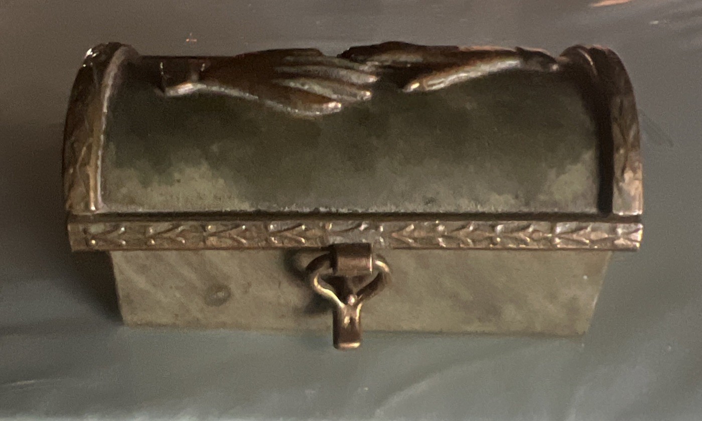 Antique miniature Zavala signed, bronze trinket box (reaching hands) 2.25 inches Antique miniature Zavala signed, bronze trinket box (reaching hands) 2.25 inches