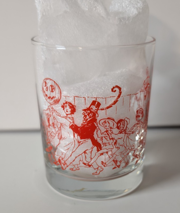RARE 1950's Wizard Of Oz Swift & Co. 4" Peanut butter Jar/Glass? RARE 1950's Wizard Of Oz Swift & Co. 4" Peanut butter Jar/Glass?
