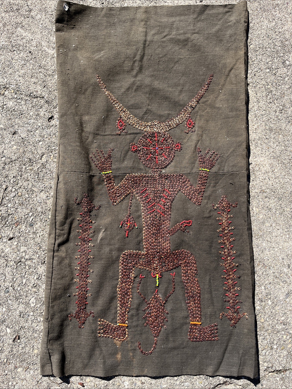 Vintage Indonesian Sumba Lau Wuti Kau Beaded / Shelled Textile 39”x20” READ* N