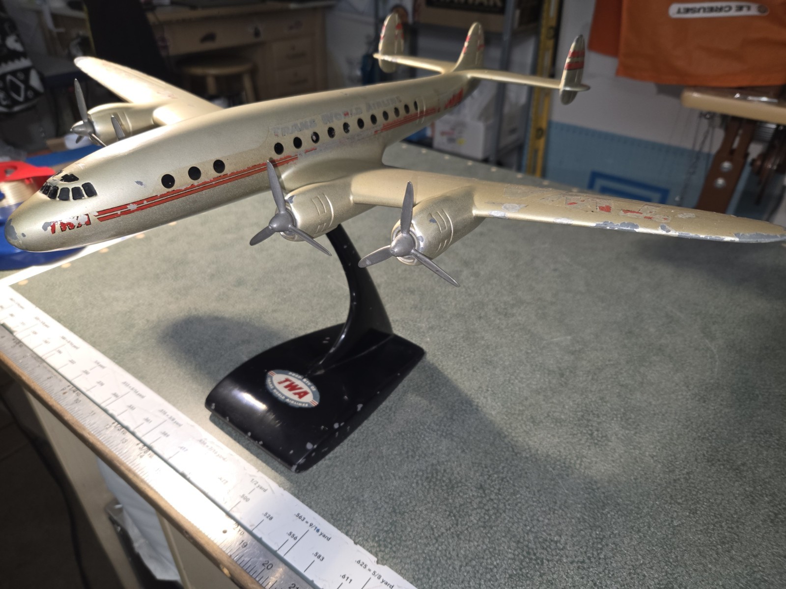 TWA Vintage Lockheed L-1049 Constellation Aluminum Cast 1/43 Scale 22 3/4" TWA Vintage Lockheed L-1049 Constellation Aluminum Cast 1/43 Scale 22 3/4"