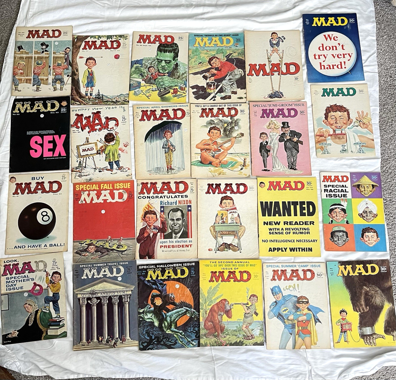 Vintage EC Comics Mad Magazine 1960’s 1970’s - 105 Issue Lot - Alfred E Neuman Vintage EC Comics Mad Magazine 1960’s 1970’s - 105 Issue Lot - Alfred E Neuman