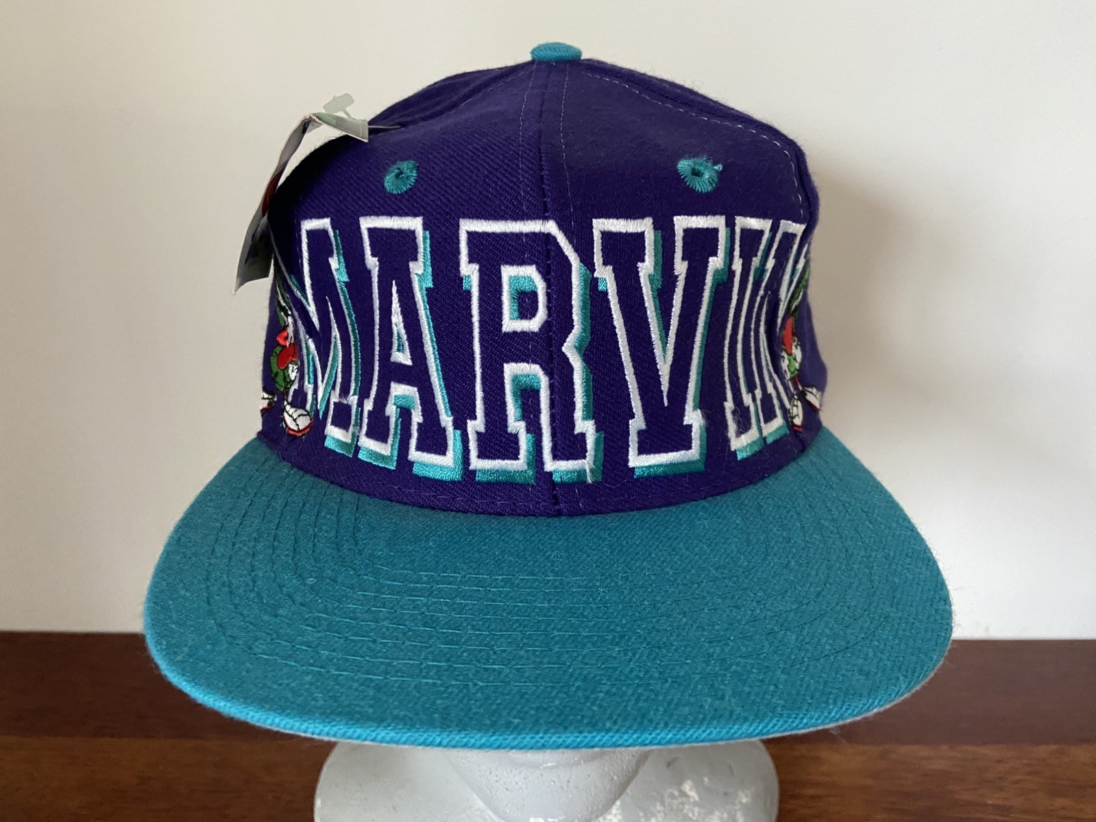 Marvin The Martian Looney Tunes Snapback Cap Hat Drew Pearson Vintage 1993 NWT Marvin The Martian Looney Tunes Snapback Cap Hat Drew Pearson Vintage 1993 NWT