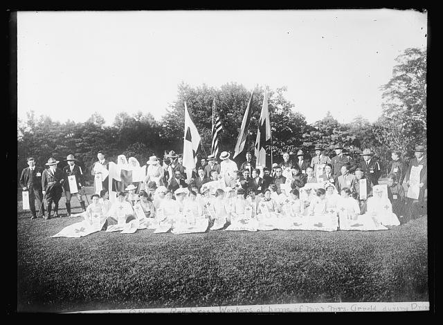 Shanghai China 1918 Red Cross workers at Arnold home drive group photo