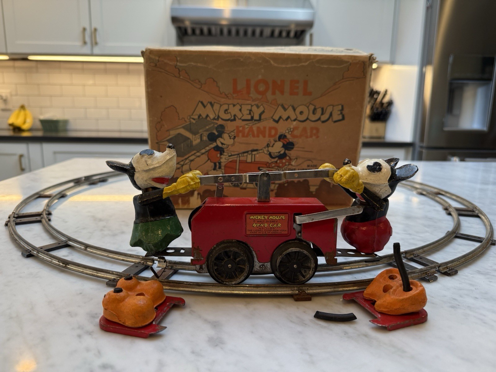 Vintage Lionel Walt Disney #1100 Mickey Mouse Wind Up Hand Car w/ Tracks and Box Vintage Lionel Walt Disney #1100 Mickey Mouse Wind Up Hand Car w/ Tracks and Box