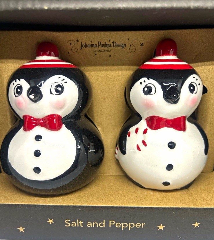 ❤️🖤NIB Johanna Parker Ceramic Penguin Salt & Pepper Shaker Set ❤️🖤NIB Johanna Parker Ceramic Penguin Salt & Pepper Shaker Set