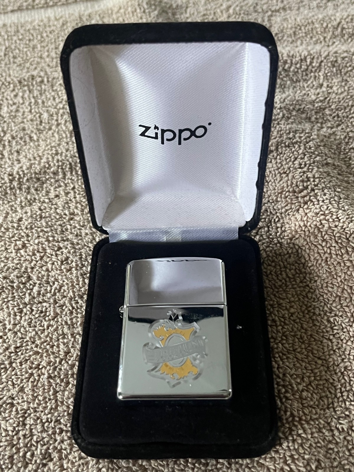 Zippo Harley Davidson Chrome Special Gold Inlaid Zippo Harley Davidson Chrome Special Gold Inlaid