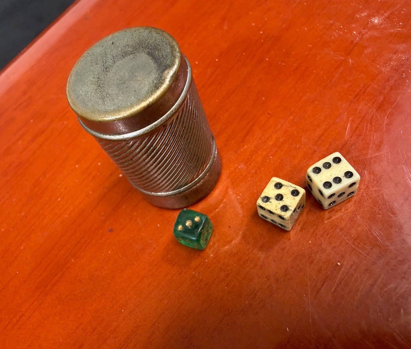 Vintage 3 Antique 1800s Miniature Bone Dice & Tin Storage Very Tiny Vintage 3 Antique 1800s Miniature Bone Dice & Tin Storage Very Tiny