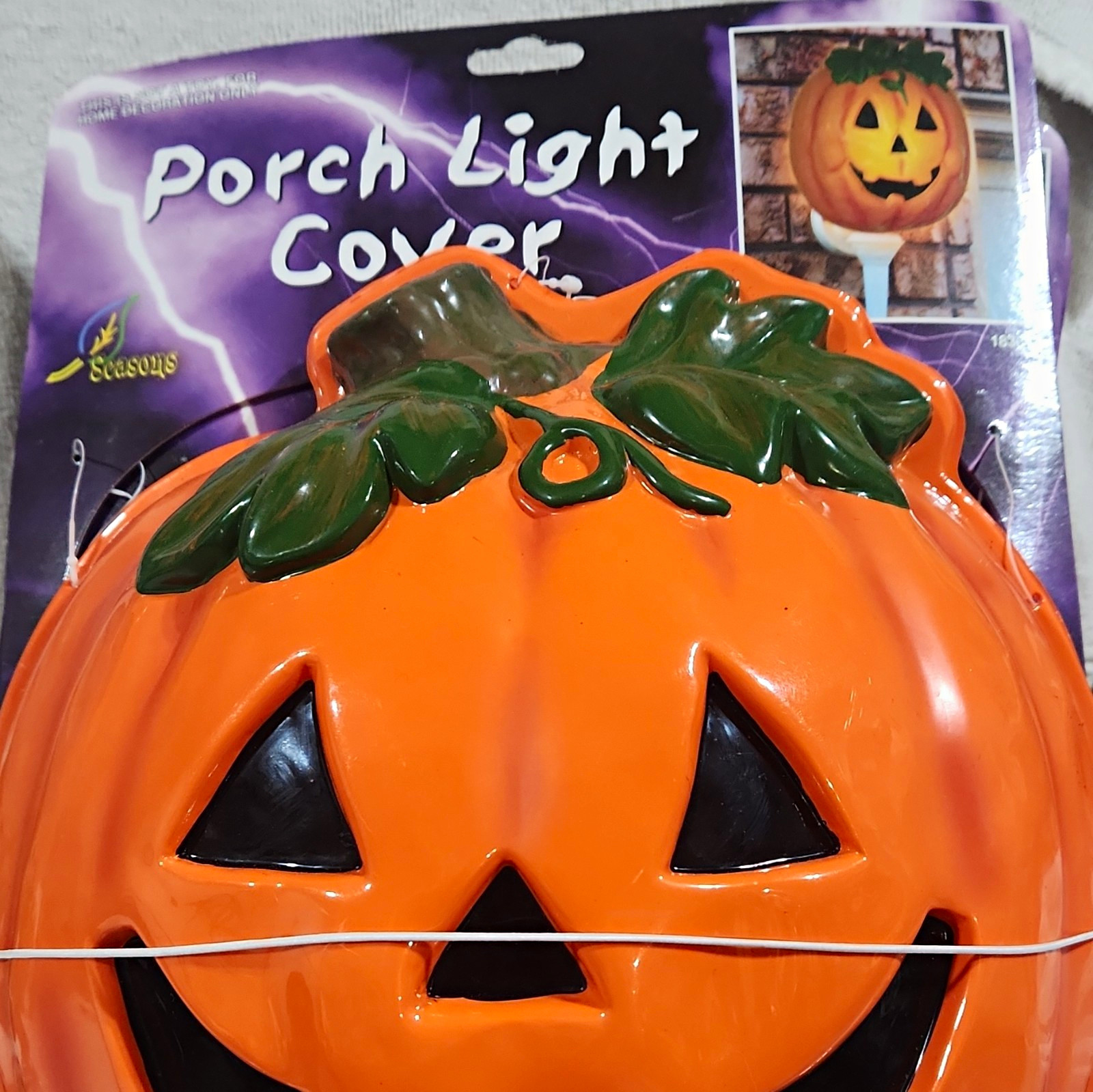 Vintage Seasons Halloween Jack-o'-Lantern Pumpkin Porch Light Cover Plastic Vintage Seasons Halloween Jack-o'-Lantern Pumpkin Porch Light Cover Plastic