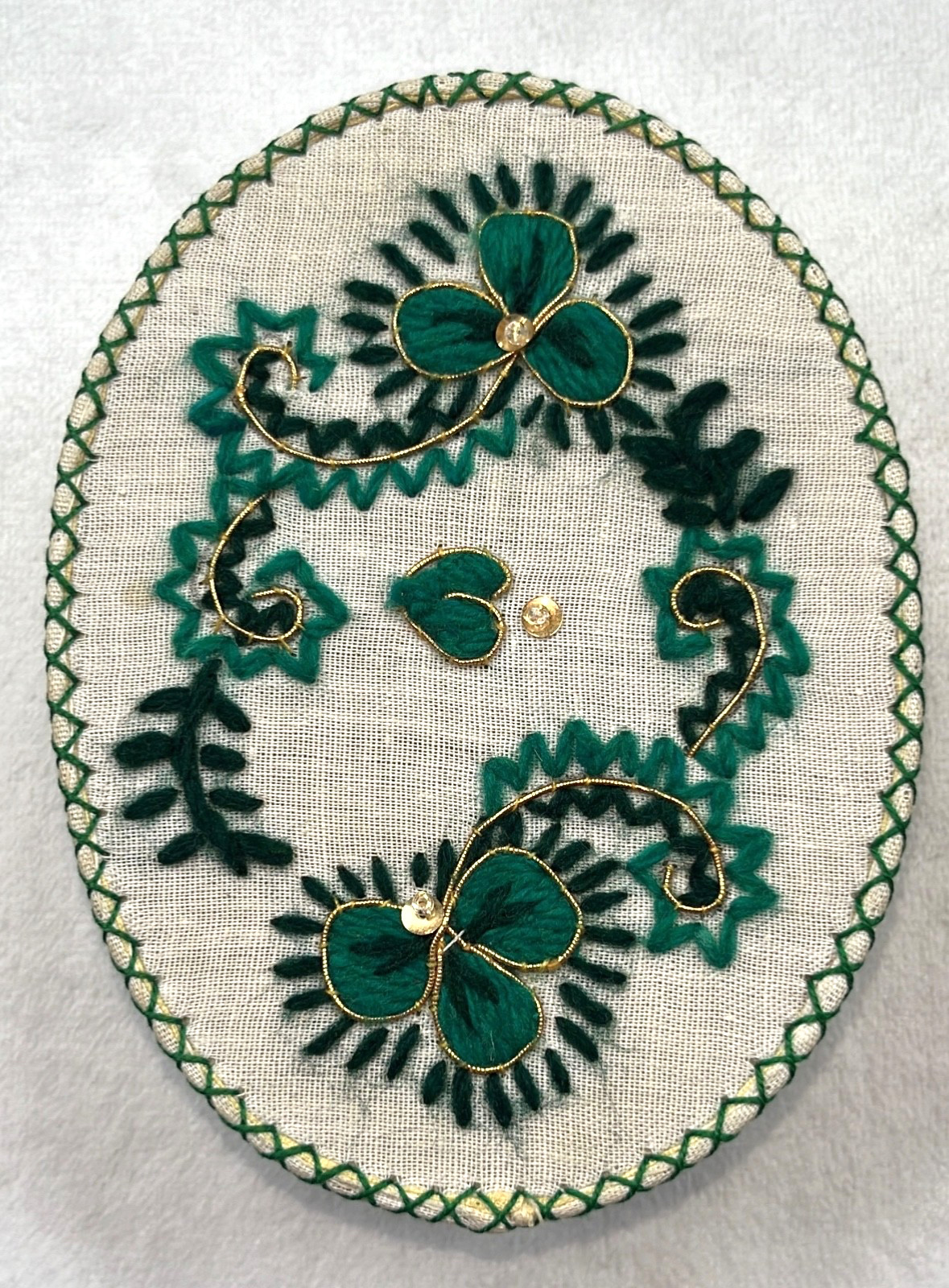 VINTAGE 1960'S -70'S HAND EMBROIDERED OVAL FABRIC TRINKET BOX FROM PORTUGAL VINTAGE 1960'S -70'S HAND EMBROIDERED OVAL FABRIC TRINKET BOX FROM PORTUGAL