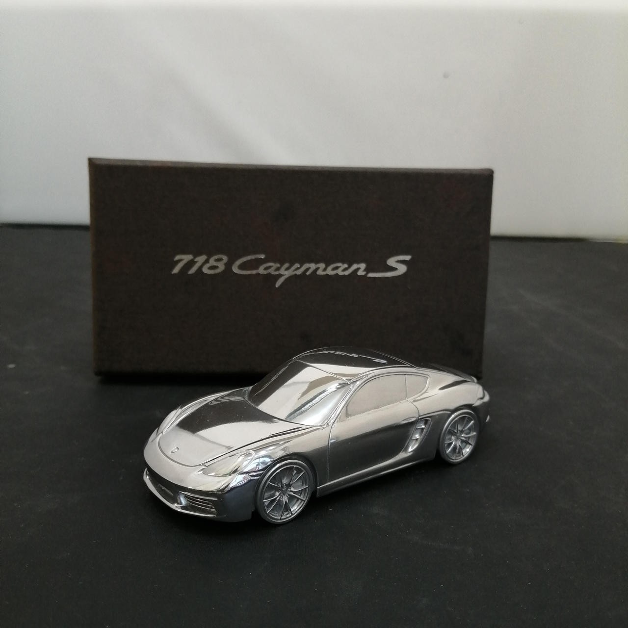 Porsche 718 Ornament Model CAYMANS Porsche 718 Ornament Model CAYMANS