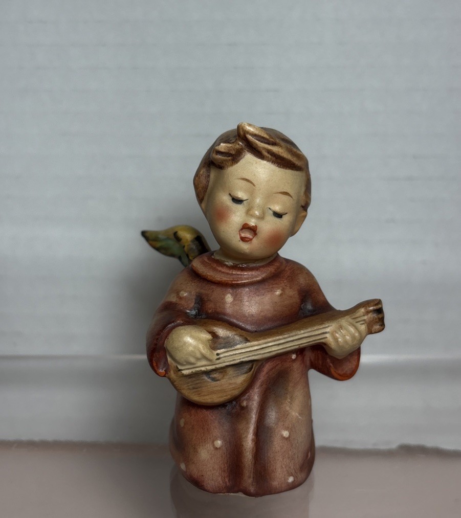 Vintage Goebel 214/D Angel Serenade Figurine TMK-2 Full Bee Germany Vintage Goebel 214/D Angel Serenade Figurine TMK-2 Full Bee Germany