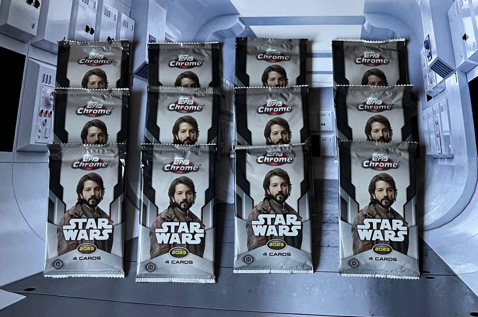 Star War Topps 2023 Chrome Hobby Edition Trading Cards Packs ( 12 Sealed Packs ) Star War Topps 2023 Chrome Hobby Edition Trading Cards Packs ( 12 Sealed Packs )