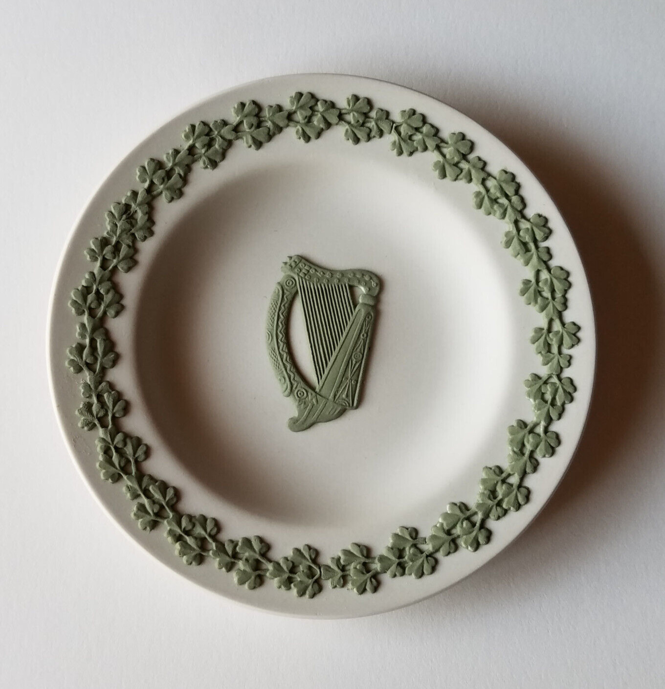 Wedgwood Reverse Sage Green on White Jasperware Irish Harp Shamrock Plate Celtic Wedgwood Reverse Sage Green on White Jasperware Irish Harp Shamrock Plate Celtic