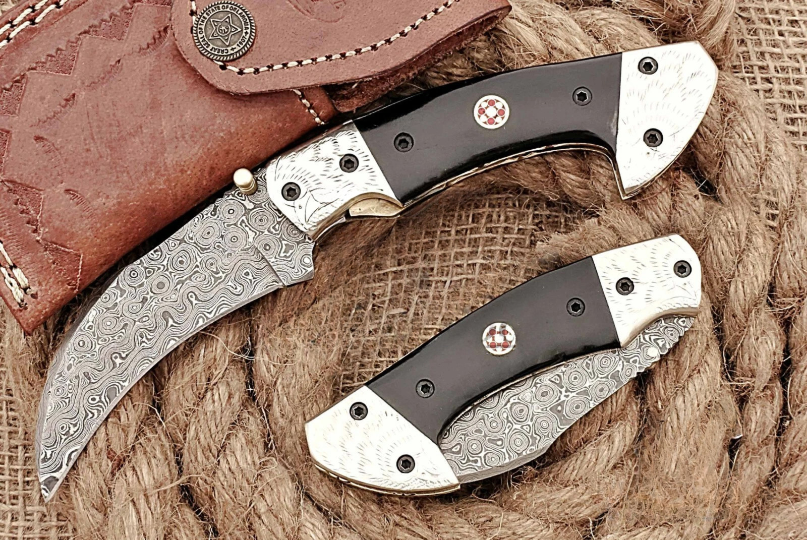 LOT OF 2PCS OF Custom Handmade Damascus 110mm Buffalo Horn Folding Pocket Knifes LOT OF 2PCS OF Custom Handmade Damascus 110mm Buffalo Horn Folding Pocket Knifes