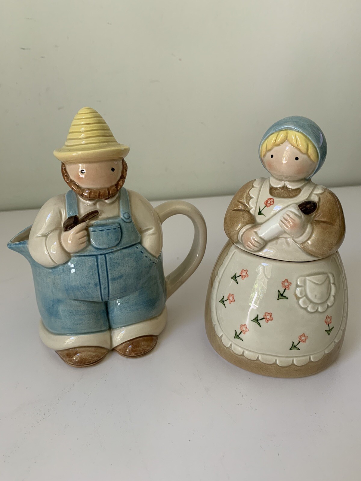 Otagiri Japan Ceramic Hand Painted Dutch Farm Couple Creamer and Sugar Set Otagiri Japan Ceramic Hand Painted Dutch Farm Couple Creamer and Sugar Set