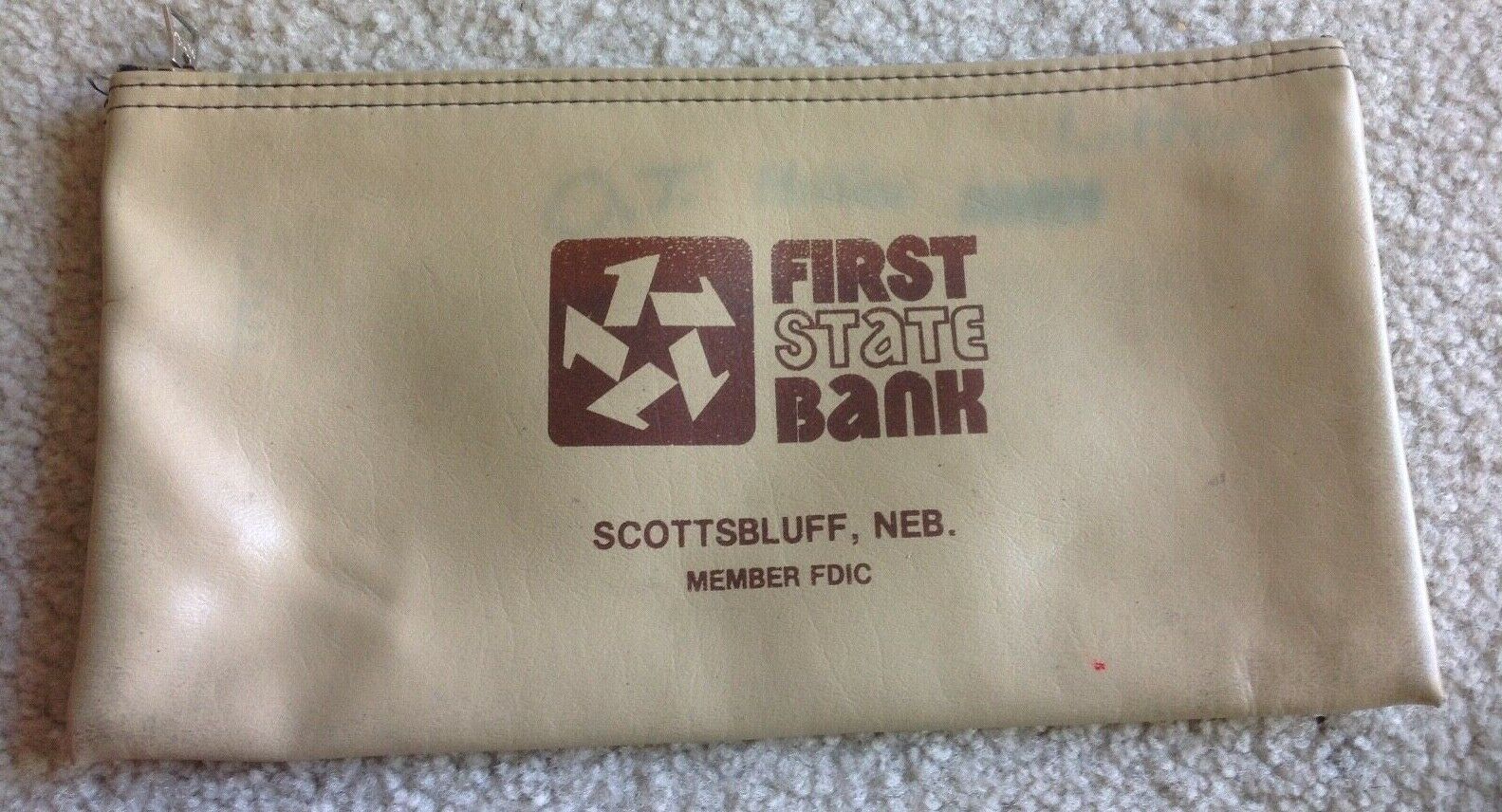 First State Bank Nebraska Scottsbluff Vintage Leather Zipper Bag 