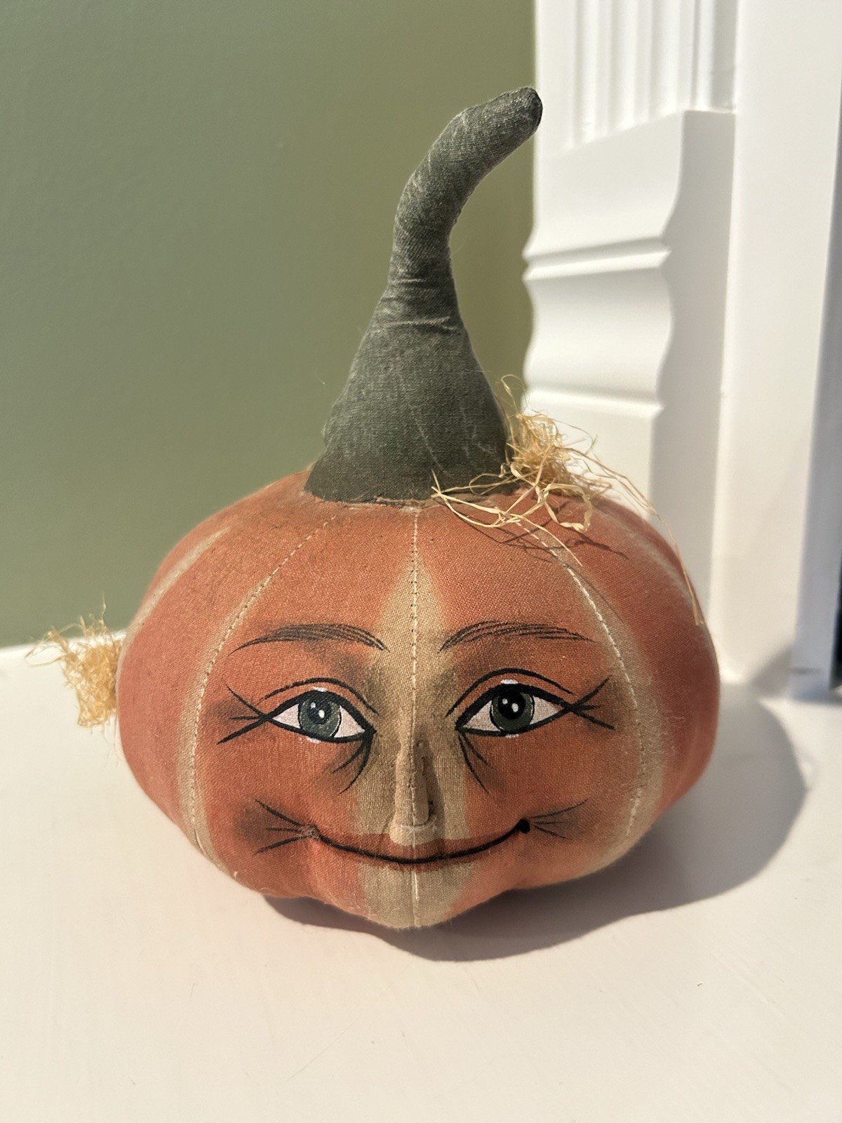 Joe Spencer Gathered Traditions Pumpkin Head Shelf Sitter Preowned excellent Joe Spencer Gathered Traditions Pumpkin Head Shelf Sitter Preowned excellent