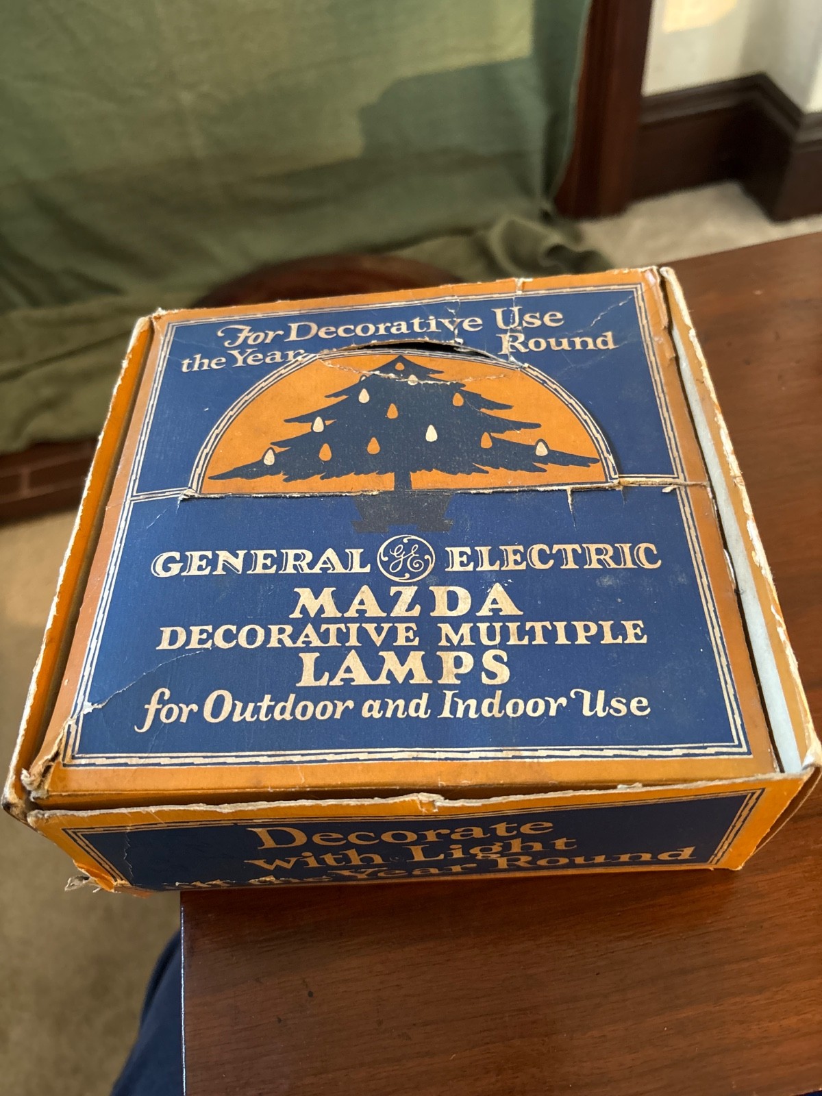 Vintage 1950s GE MAZDA Christmas Tree Lamps Never Used (25 Bulbs) Vintage 1950s GE MAZDA Christmas Tree Lamps Never Used (25 Bulbs)