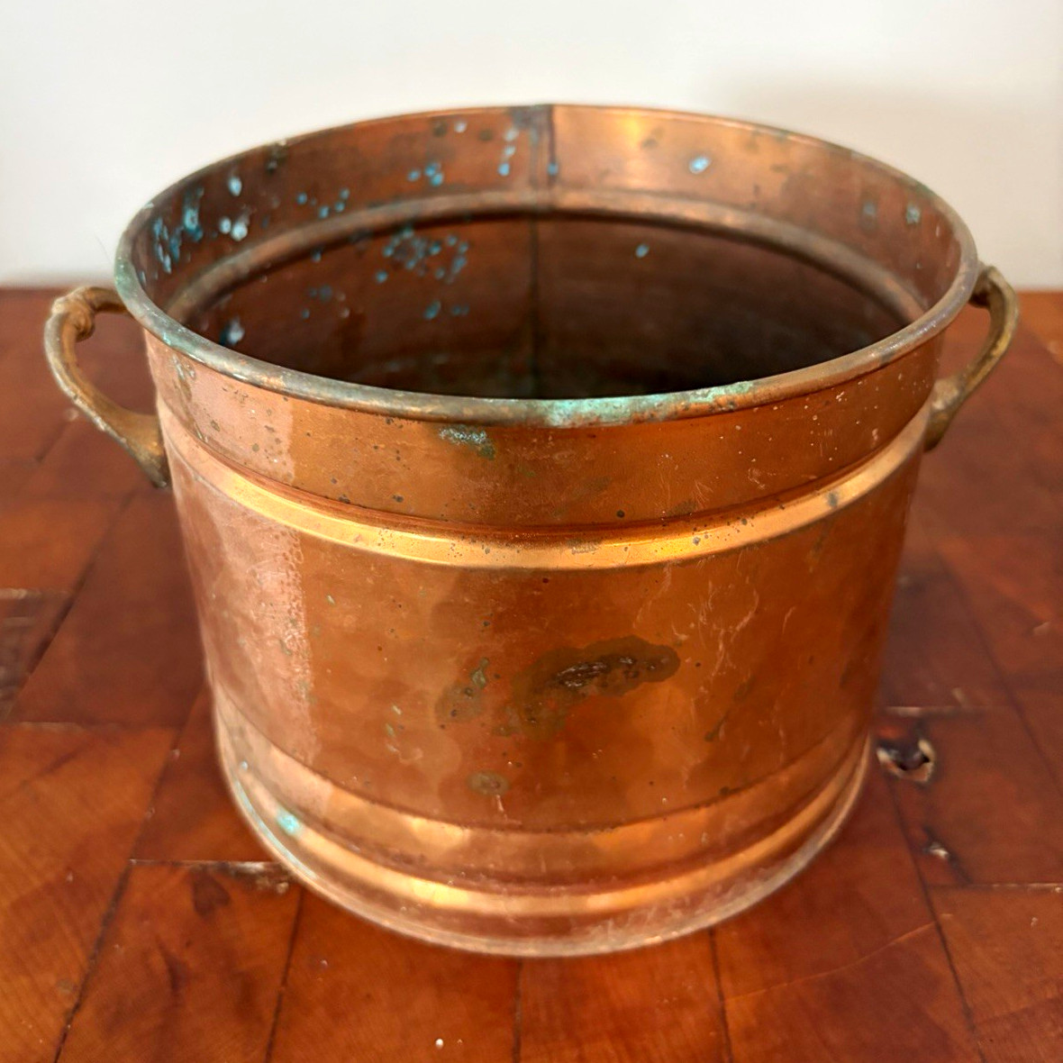 Vintage Copper Planter Bucket Tub with Brass Handles, Copper Construction