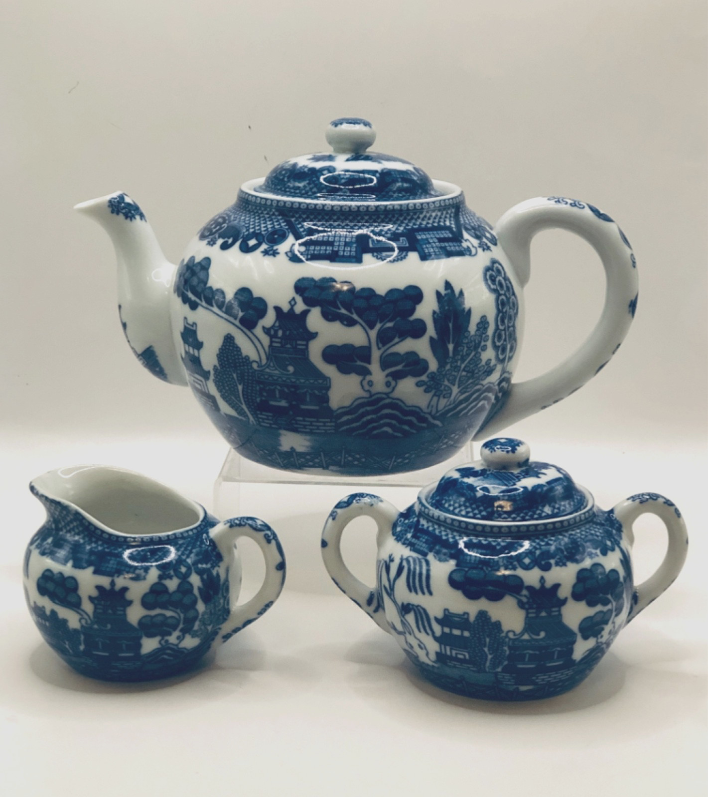 Vintage Blue Willow 6 Pc. Adult Tea Set Japan MINT Vintage Blue Willow 6 Pc. Adult Tea Set Japan MINT