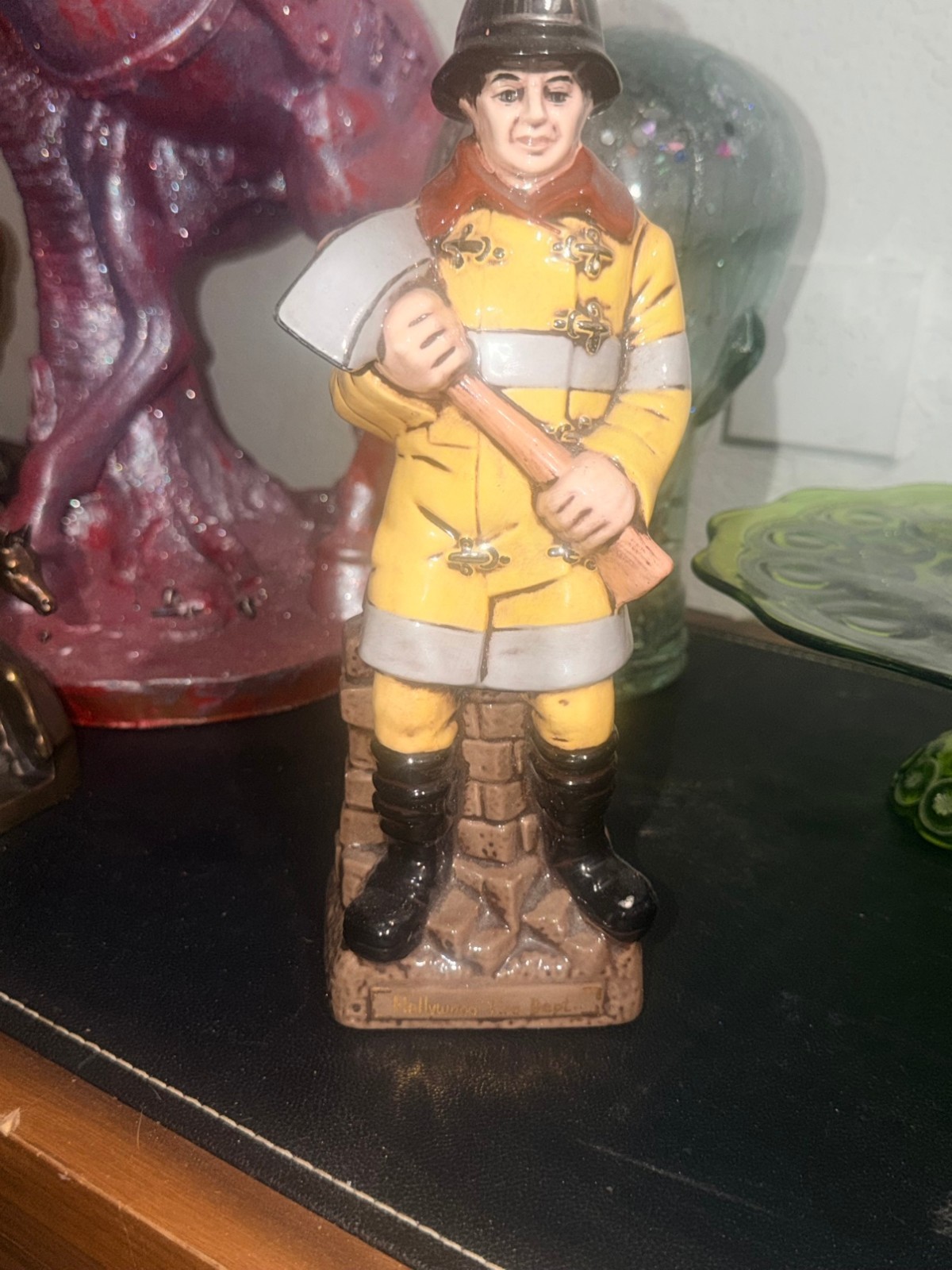 Vintage Hollywood Fire Dept Fireman Decanter Ceramic Firefighter w/ Axe Vintage Hollywood Fire Dept Fireman Decanter Ceramic Firefighter w/ Axe