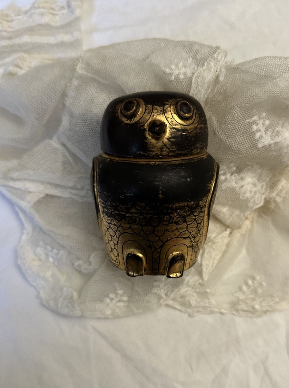 Vintage Burmese Lacquer Owl Hand Painted Gold Leaf Design Owl Box Lidded Jar Vintage Burmese Lacquer Owl Hand Painted Gold Leaf Design Owl Box Lidded Jar