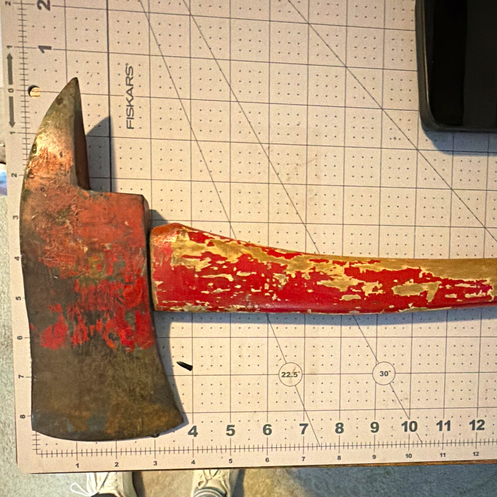 Vintage Boys Axe Sized Pickhead Fire Axe 3 lb 9.2 oz, 24 inches Vintage Boys Axe Sized Pickhead Fire Axe 3 lb 9.2 oz, 24 inches