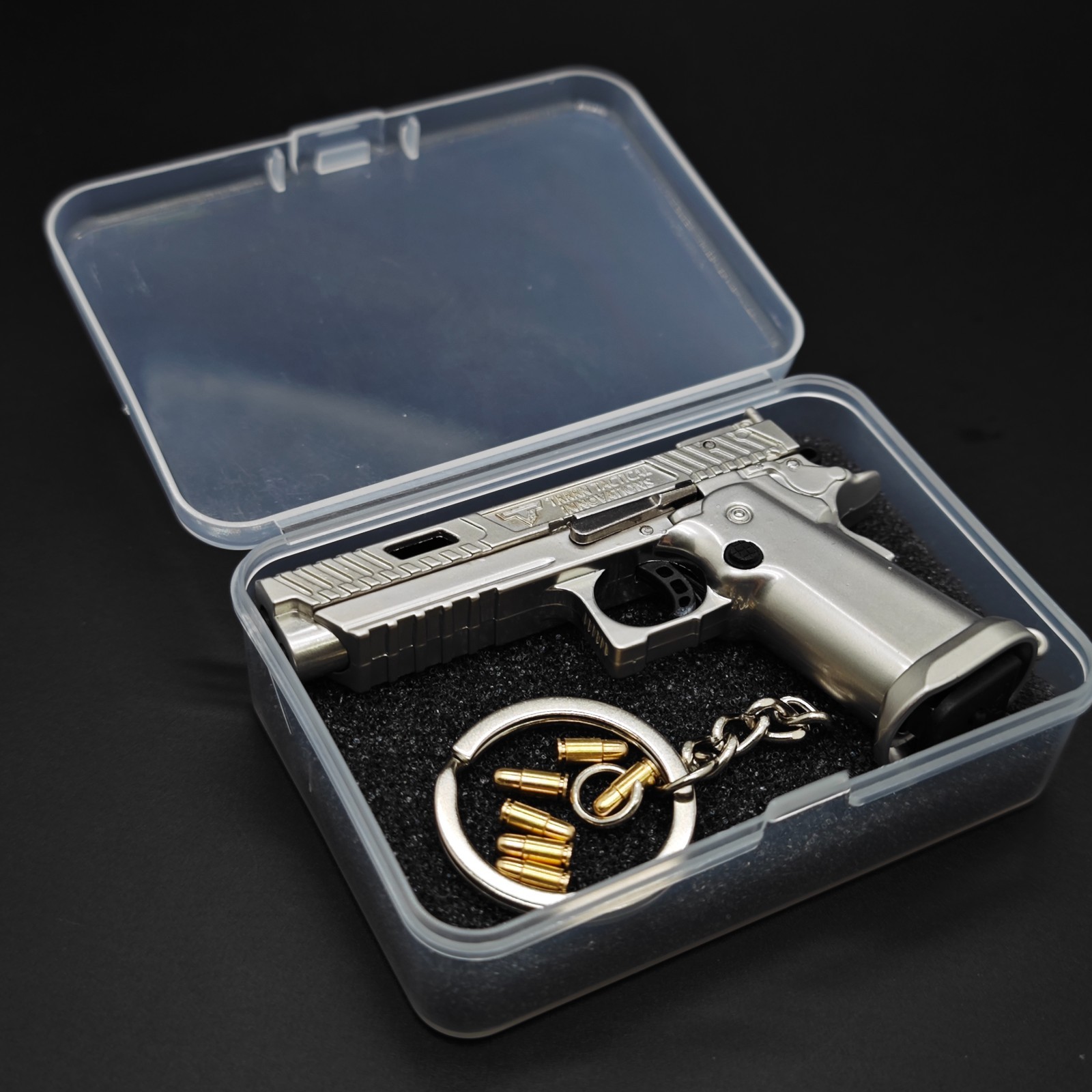 G34 Pit Viper 1:3 Mini Alloy Pistol Shell Ejection Realistic Model Keychain G34 Pit Viper 1:3 Mini Alloy Pistol Shell Ejection Realistic Model Keychain
