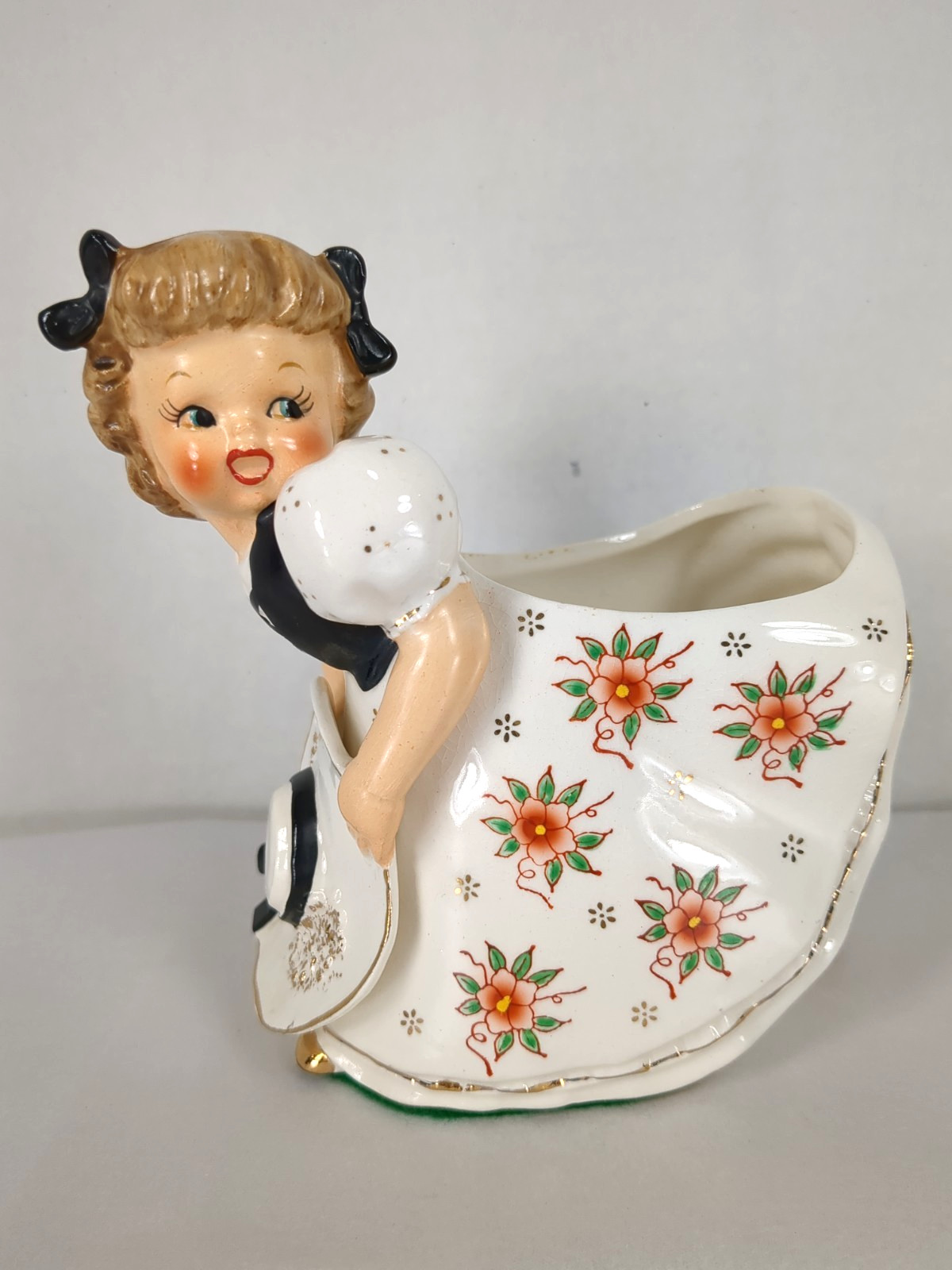 Vintage Royal Sealy Planter Vase Girl w Bonnet Gold Shoes MCM Japan 5.5” READ Vintage Royal Sealy Planter Vase Girl w Bonnet Gold Shoes MCM Japan 5.5” READ
