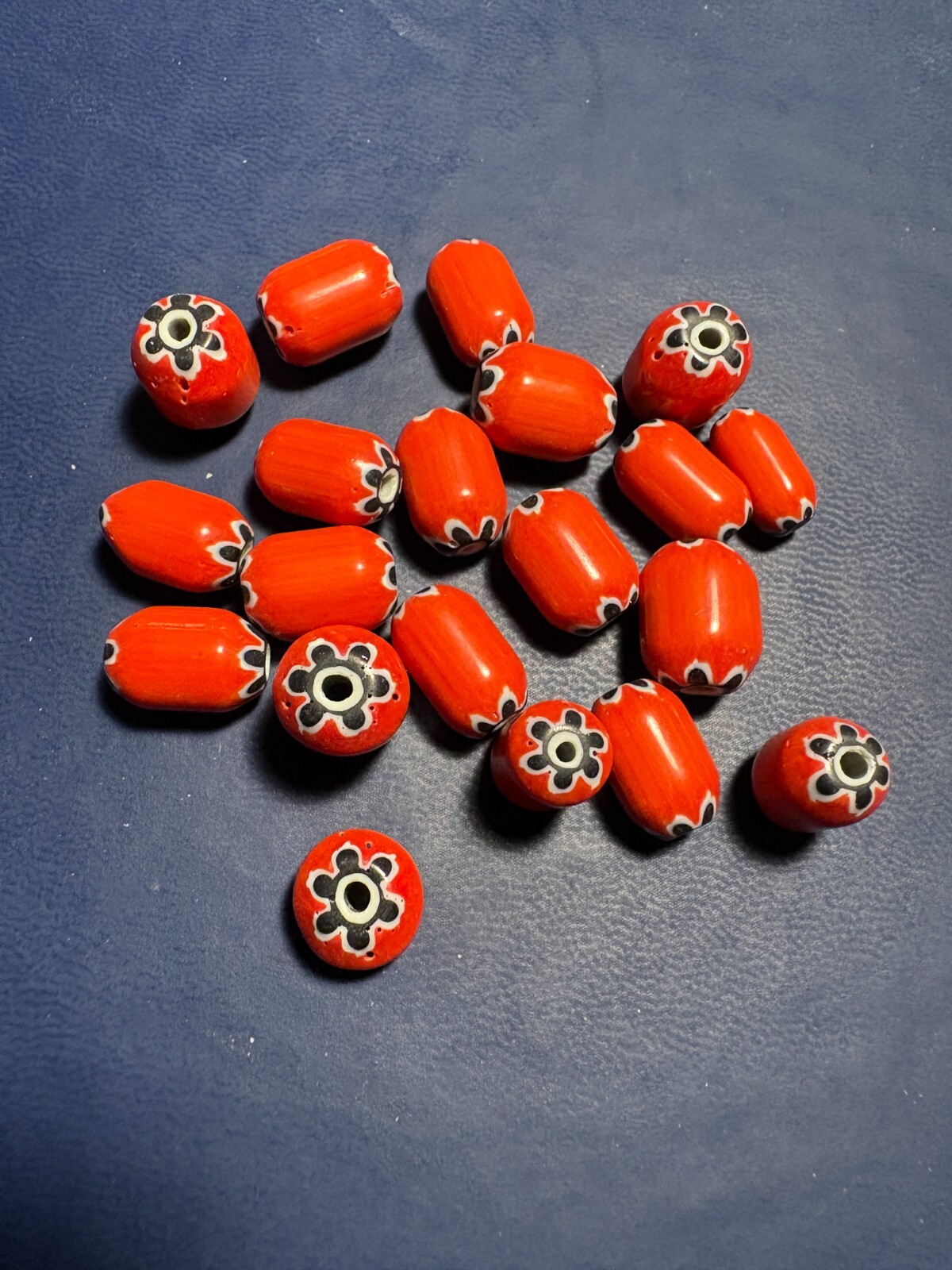 20 Vintage Chevron glass beads (B1042) - Indian Beads rare 10mm