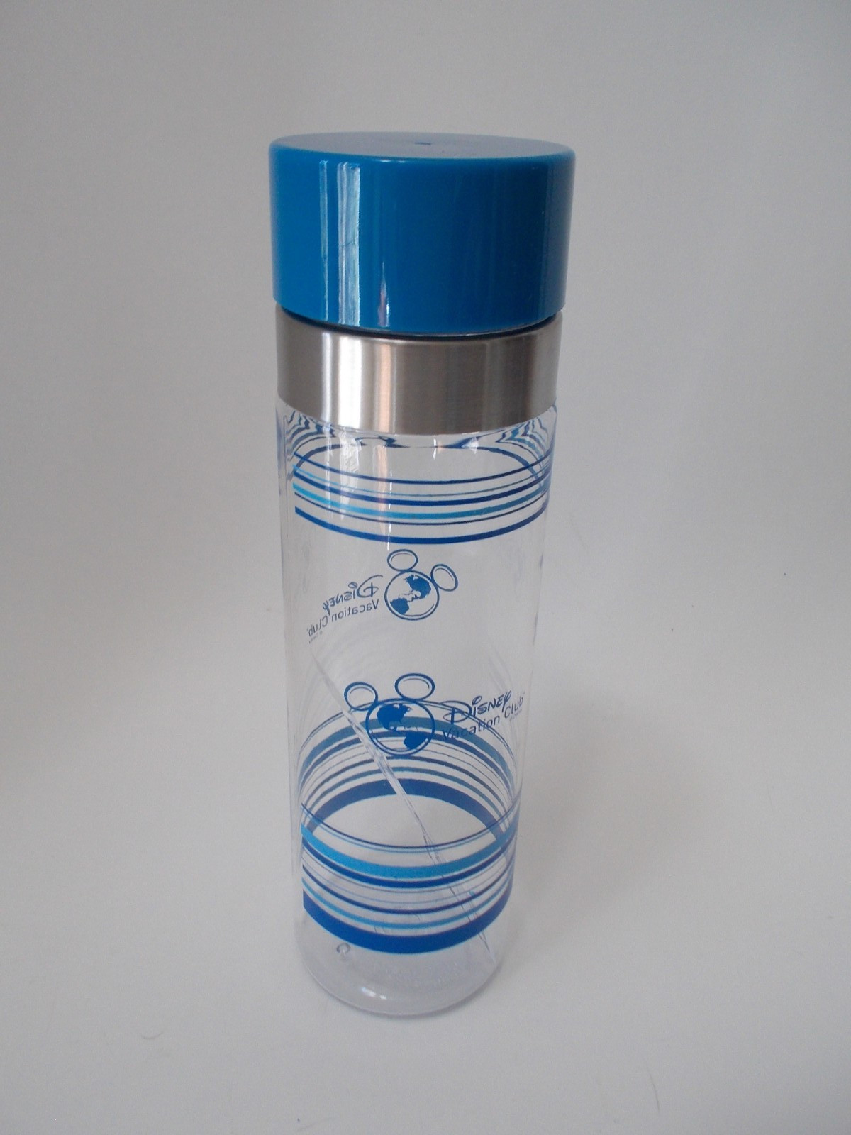 NEW Sweda WALT DISNEY VACATION CLUB DVC Water Drink Bottle