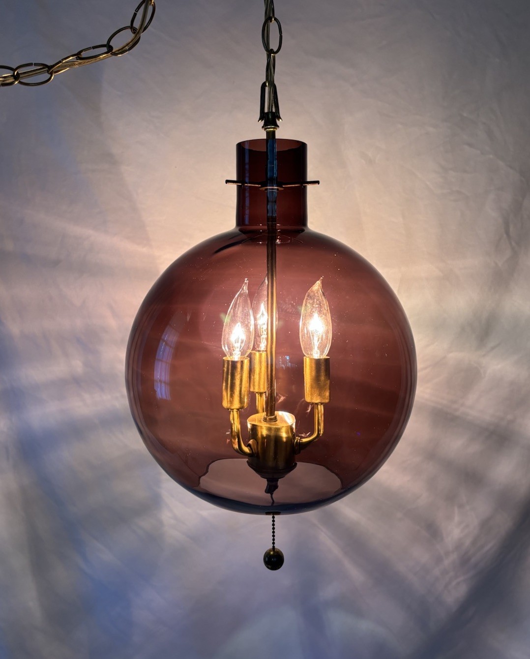 Vintage Mid Century Wine Red Purple Optic Glass Globe Hanging Swag Lamp 3 Light Vintage Mid Century Wine Red Purple Optic Glass Globe Hanging Swag Lamp 3 Light