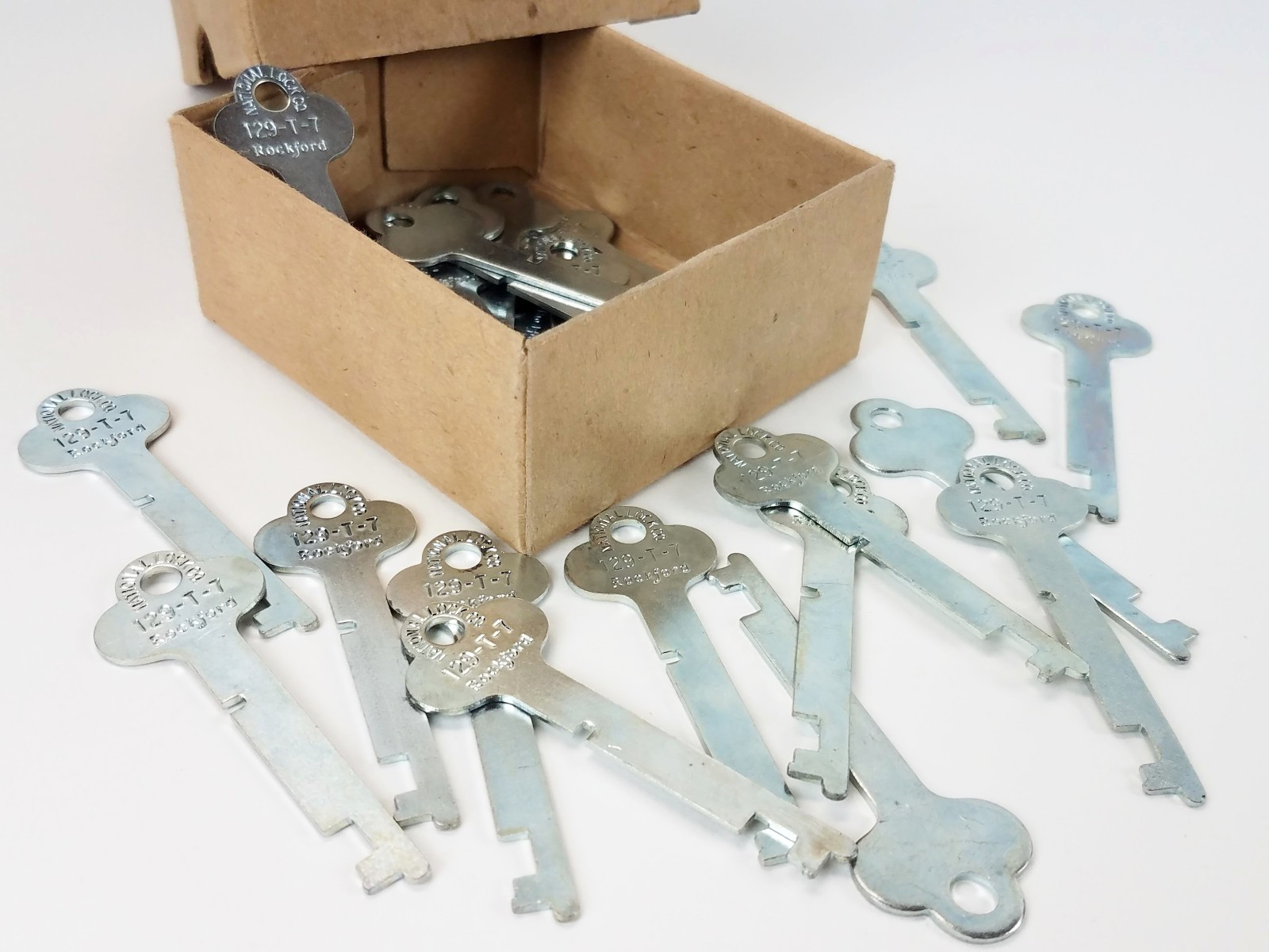 (2) Vtg NATIONAL Lock Co Key 129-T-7 Cedar Chest Trunk Footlocker 129T7 Rockford (2) Vtg NATIONAL Lock Co Key 129-T-7 Cedar Chest Trunk Footlocker 129T7 Rockford